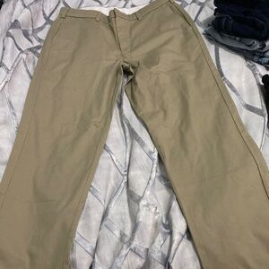 Men Khaki pants